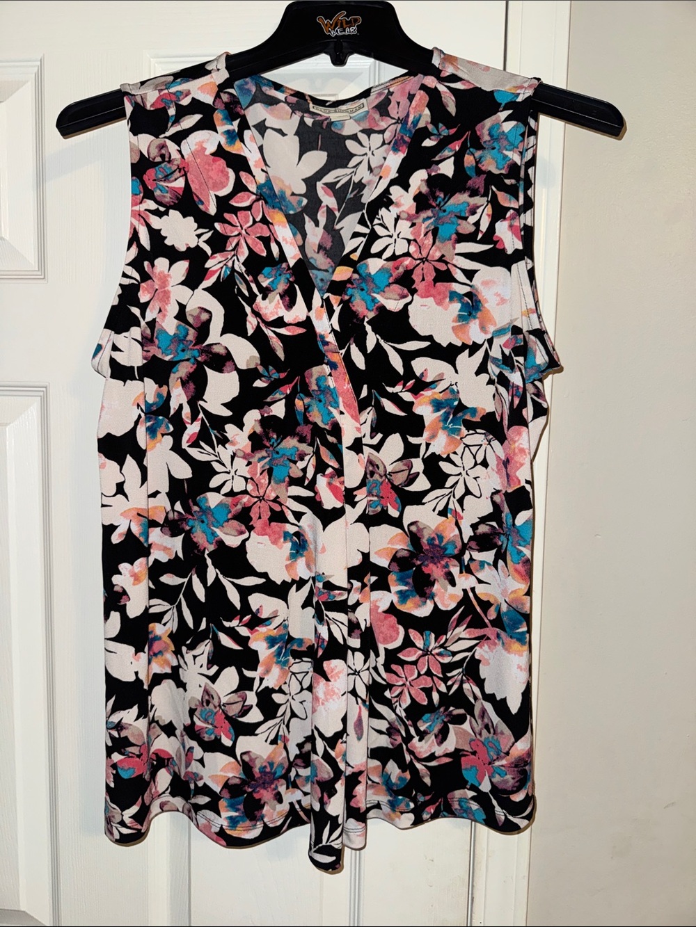 Dana Buchman Sleeveless V-Neck Floral Top in Black, Pink, Blue & Cream